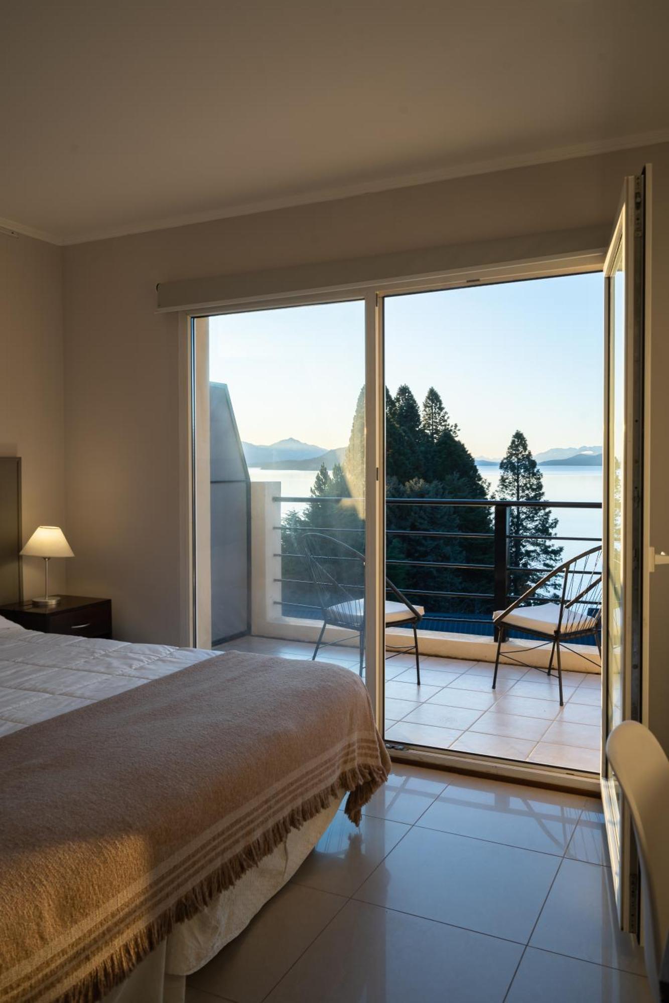 Nbh Lacus Boutique Hotel Сан-Карлос-де-Барилоче Экстерьер фото