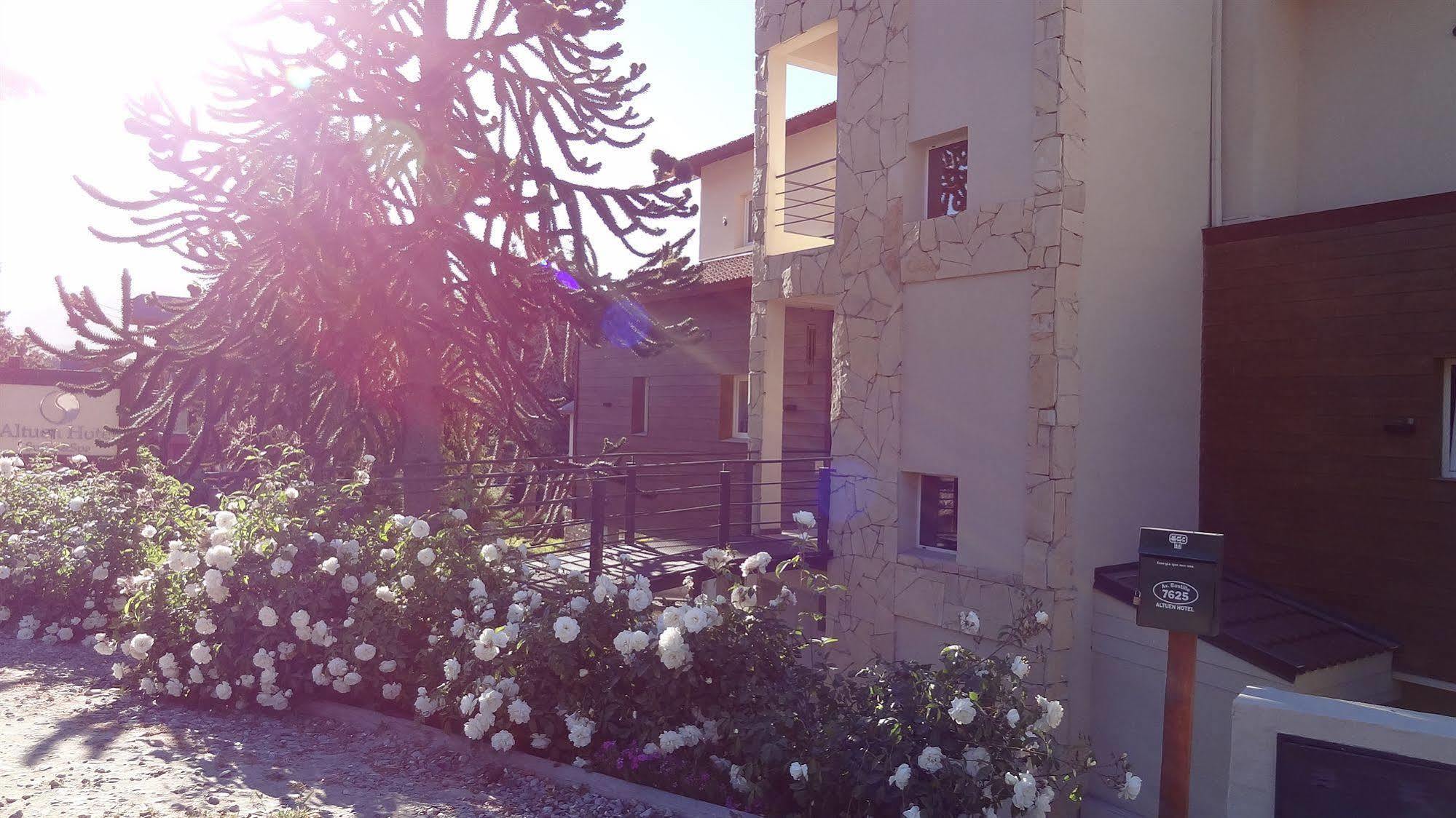 Nbh Lacus Boutique Hotel Сан-Карлос-де-Барилоче Экстерьер фото